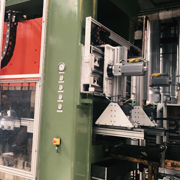 Alttan Sıvamalı İki İstasyonlu Derin Çekme Presi Hidrolik Tasarımı